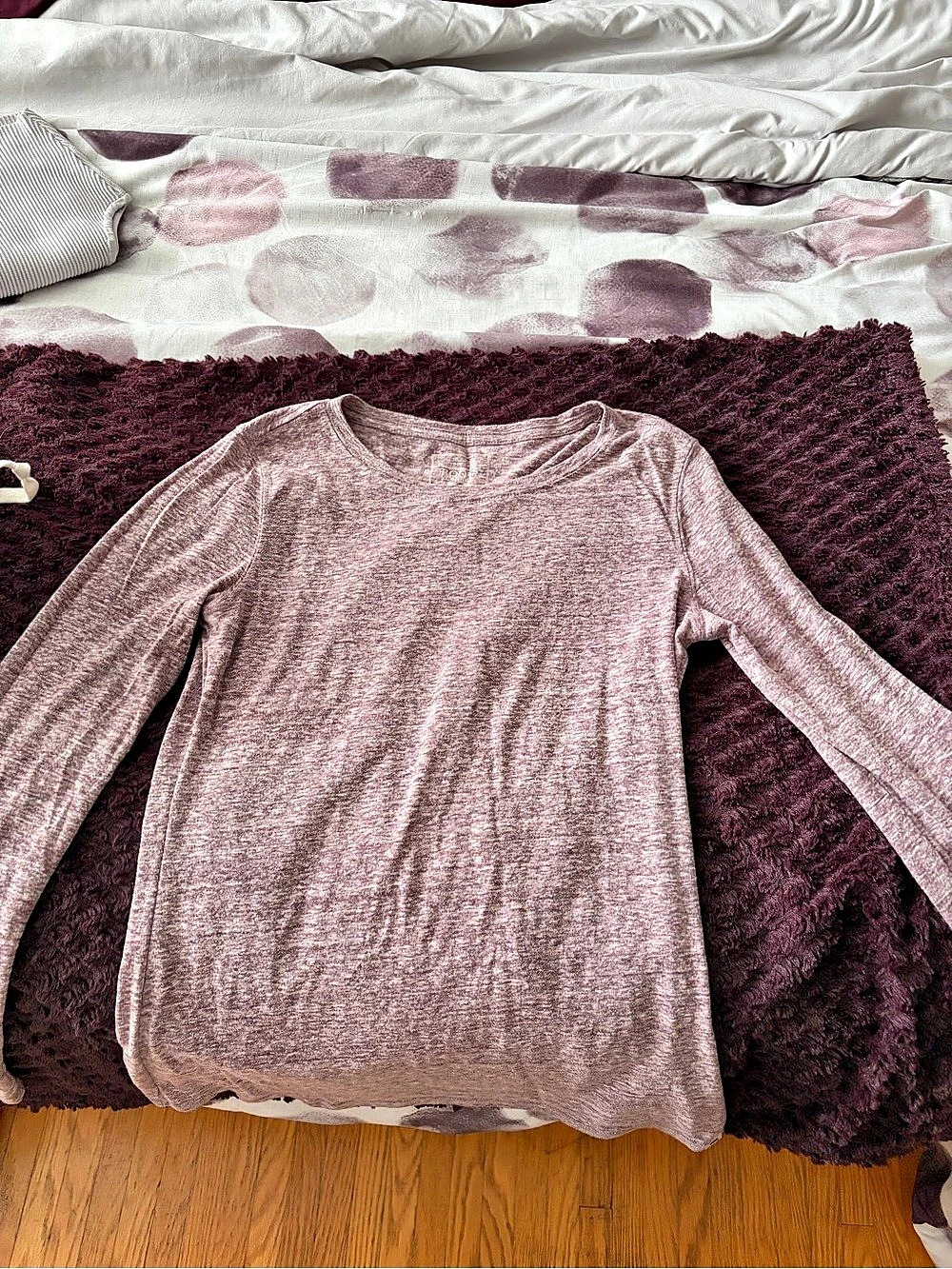 SO Long Sleeve Top in Purple Like New